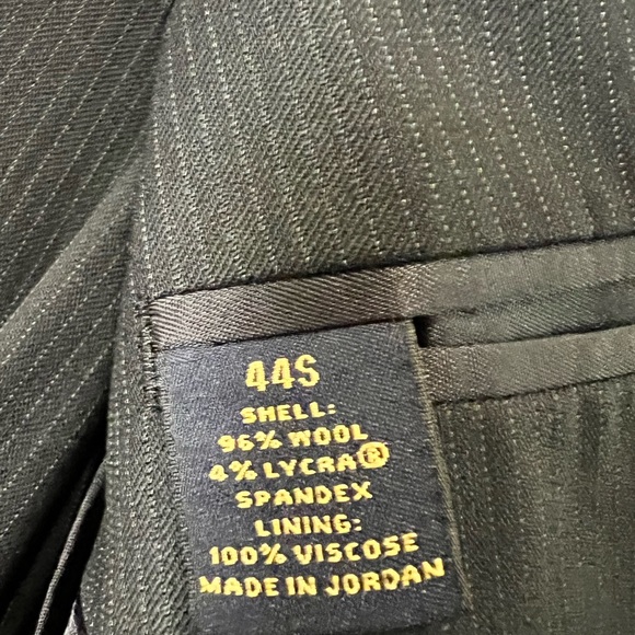 Brooks Brothers 44S 2 button micro pin stripe two piece suit - Picture 6 of 7